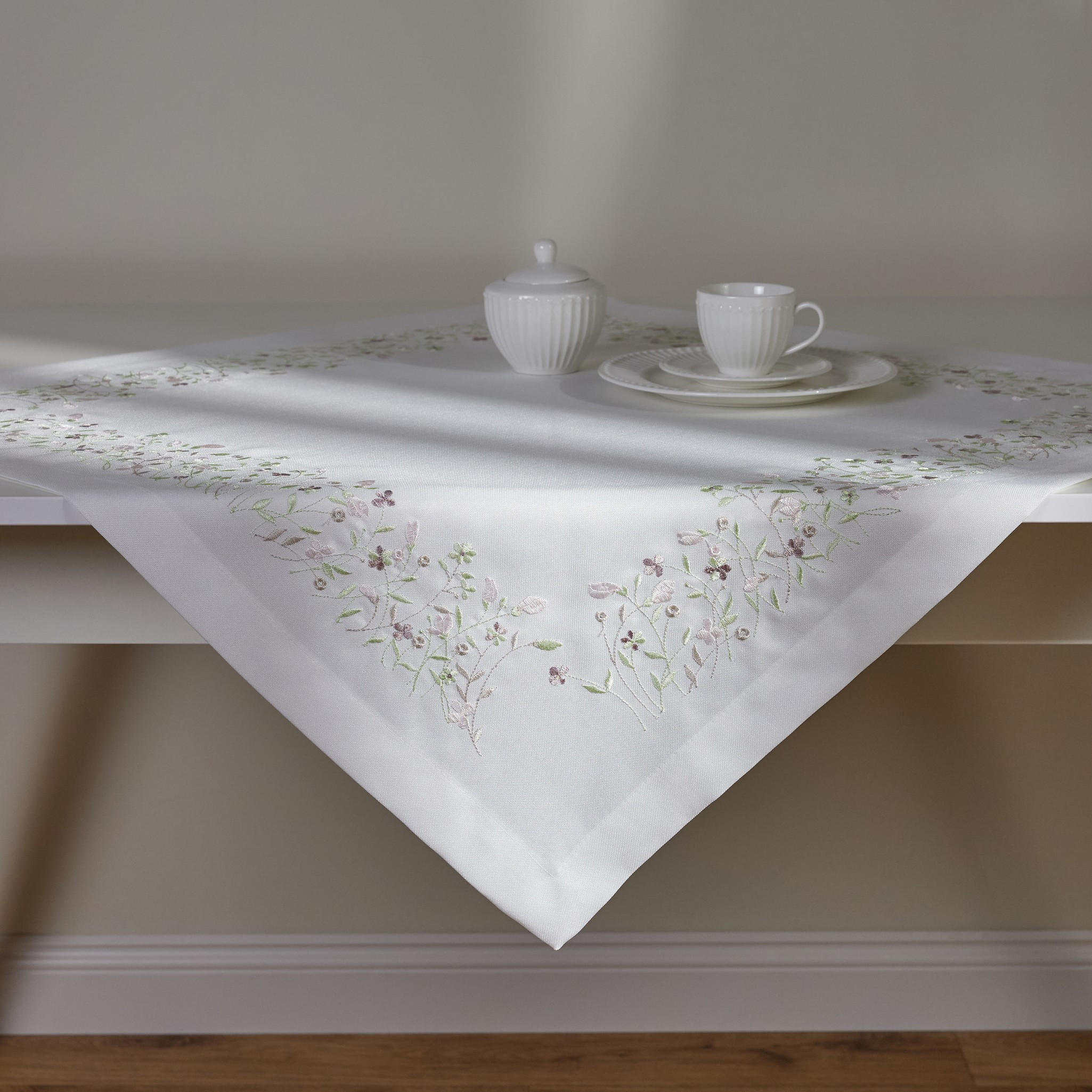 TISCHDECKE Pineli - Weiß, Textil (80/80/1cm) - home&you