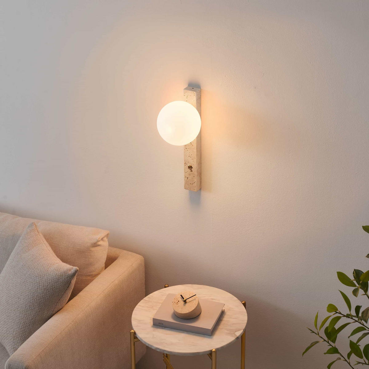 WANDLEUCHTE Lira, Beige, weiß und Messing, 30cm - Beige, Glas (12/30/14.5cm) - KOSILUM