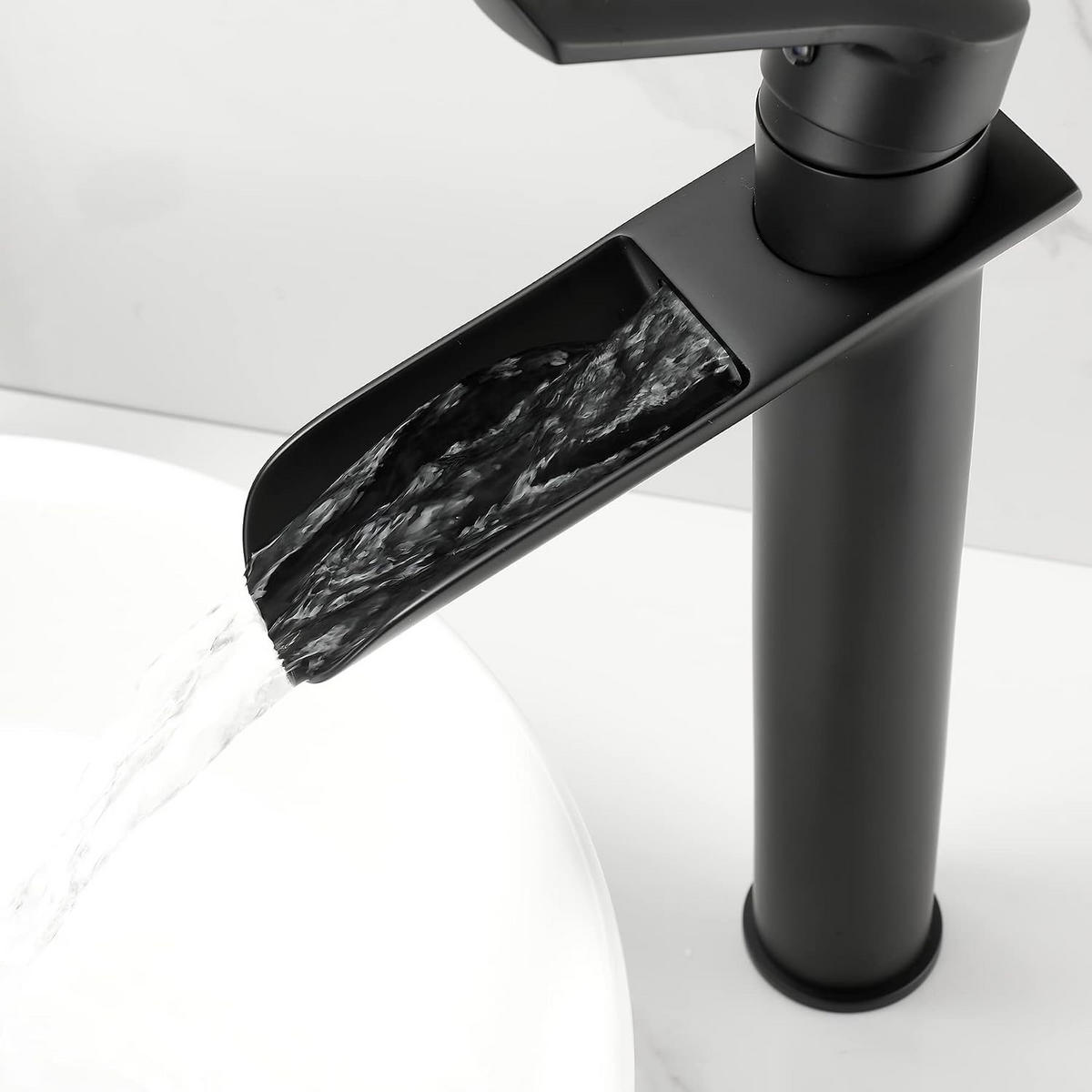 WASCHBECKENARMATUR mit Wasserfallauslauf, hohe Einhebelmischer, Messing schwarz matt - Schwarz, Metall (5/30/14cm) - TVTIUO