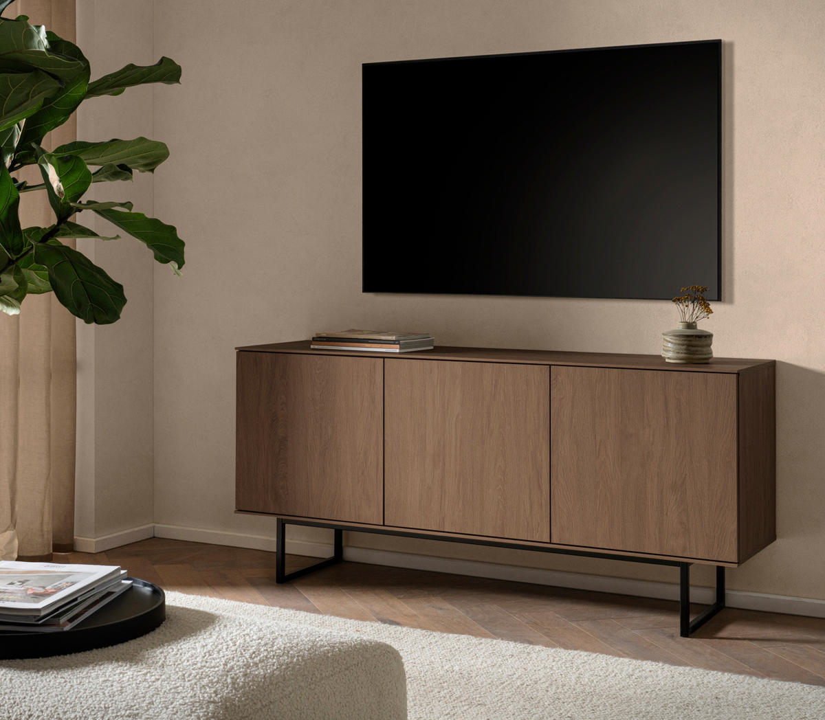 TV-LOWBOARD Nussbaum 150 x 70 cm, TV Unterteil mit Push-to-Open und Komforthöhe - Nussbaumfarben/Schwarz, Holzwerkstoff/Metall (150/70/40cm) - Furn.Design