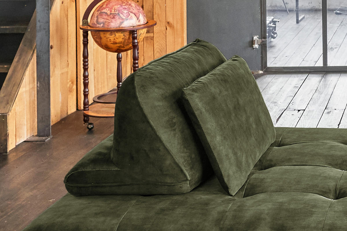 ECKSOFA MIT HOCKER WIOLO Dunkelgrün Velvet - Dunkelgrün/Silberfarben, Textil (350/350cm) - KAWOLA