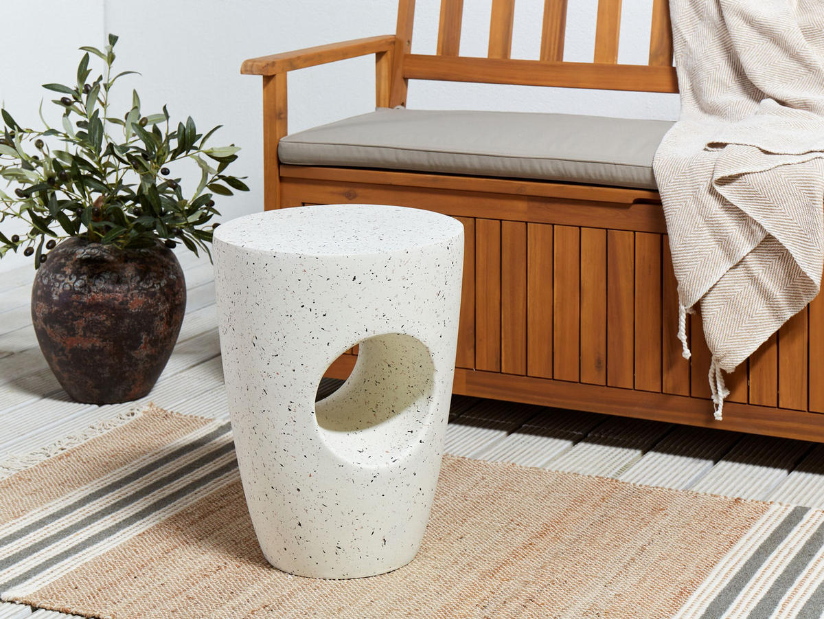 BEISTTELLTISCH Beton cremeweiß Terrazzo Optik rund 37 cm Edolo - Weiß, Stein (37/37/47cm) - Beliani
