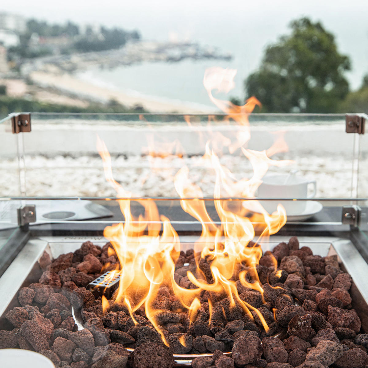 FEUERTISCH Aurora Gasfeuerstelle aus GF-Beton 87/87/36 cm - Schwarz, Naturmaterialien (86/36/86cm) - Elementi