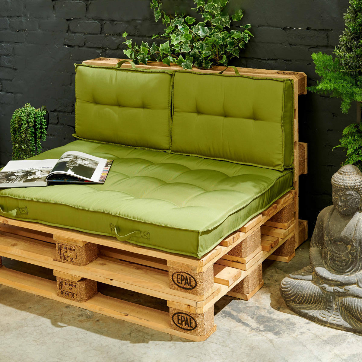 GARTEN-LOUNGESOFA aus Paletten, inkl. Sitzkissen, Grün - Grün, Holz (60/80/60cm) - Oviala