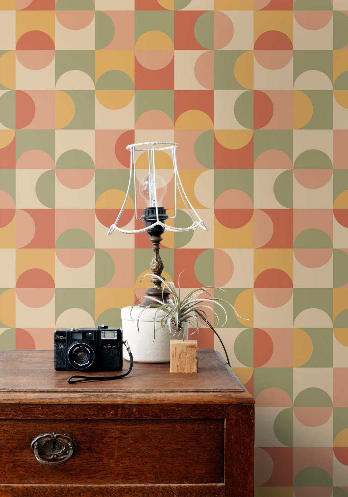 TAPETE Kreise im Bauhaus-Stil 50 x 900 cm - Gelb, Papier (50/900cm) - ESTAhome