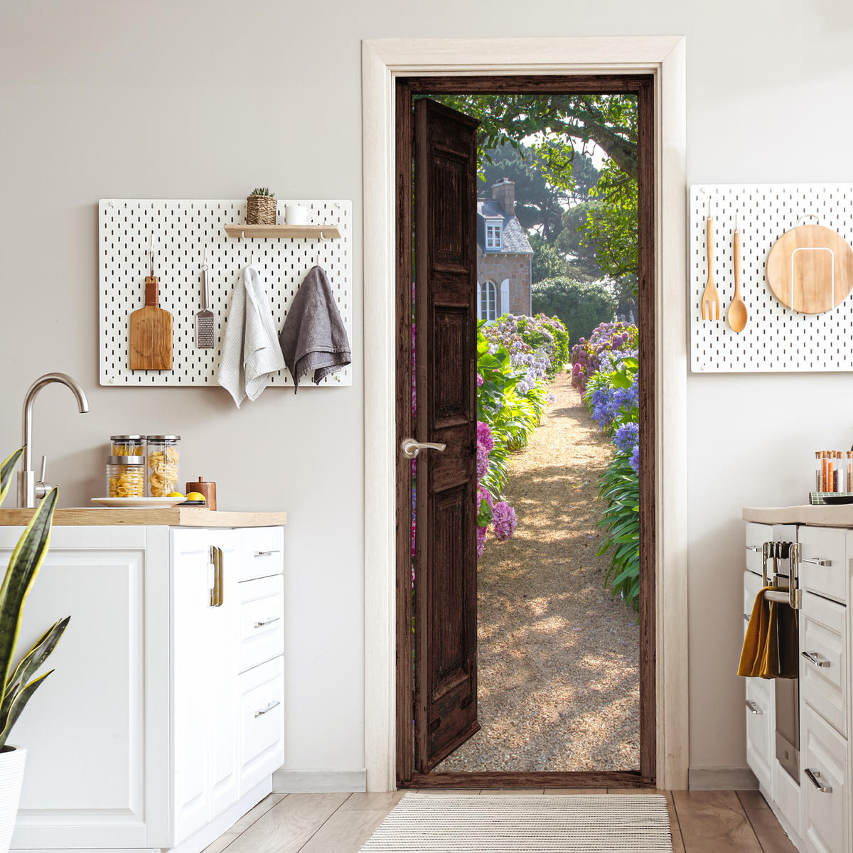 TÜRAUFKLEBER Selbstklebend - Fensterblick - Hortensie - Tür - Blumen - Natur 95x235 cm - Türtapete - Beige, Kunststoff (95/0.1cm) - MuchoWow