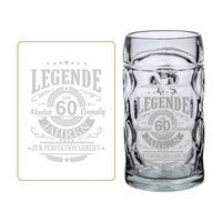 BIERKRUG MIT GRAVUR Legende seit 60 Jahren transparent 0,5 Liter - Transparent, Glas (0.5L) - LUXENTU