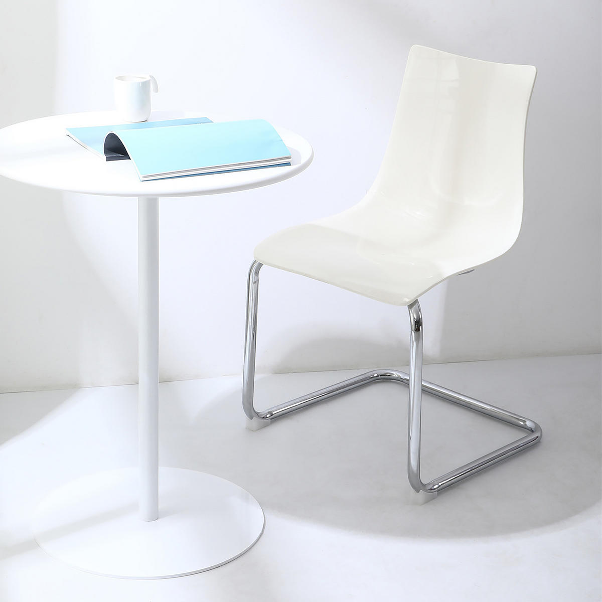 FREISCHWINGER - 2er-Set - Kunststoff / Eisen - Weiß, Kunststoff/Metall (47/82/51cm) - home24