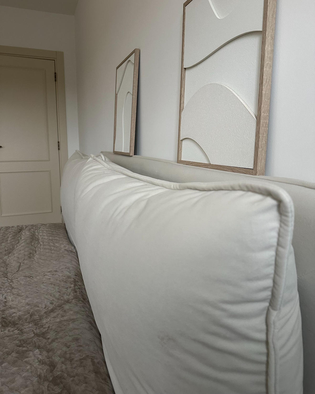 PAT 180/200cm alb crem Bajonna - crem, material textil (180/200cm) - Beliani