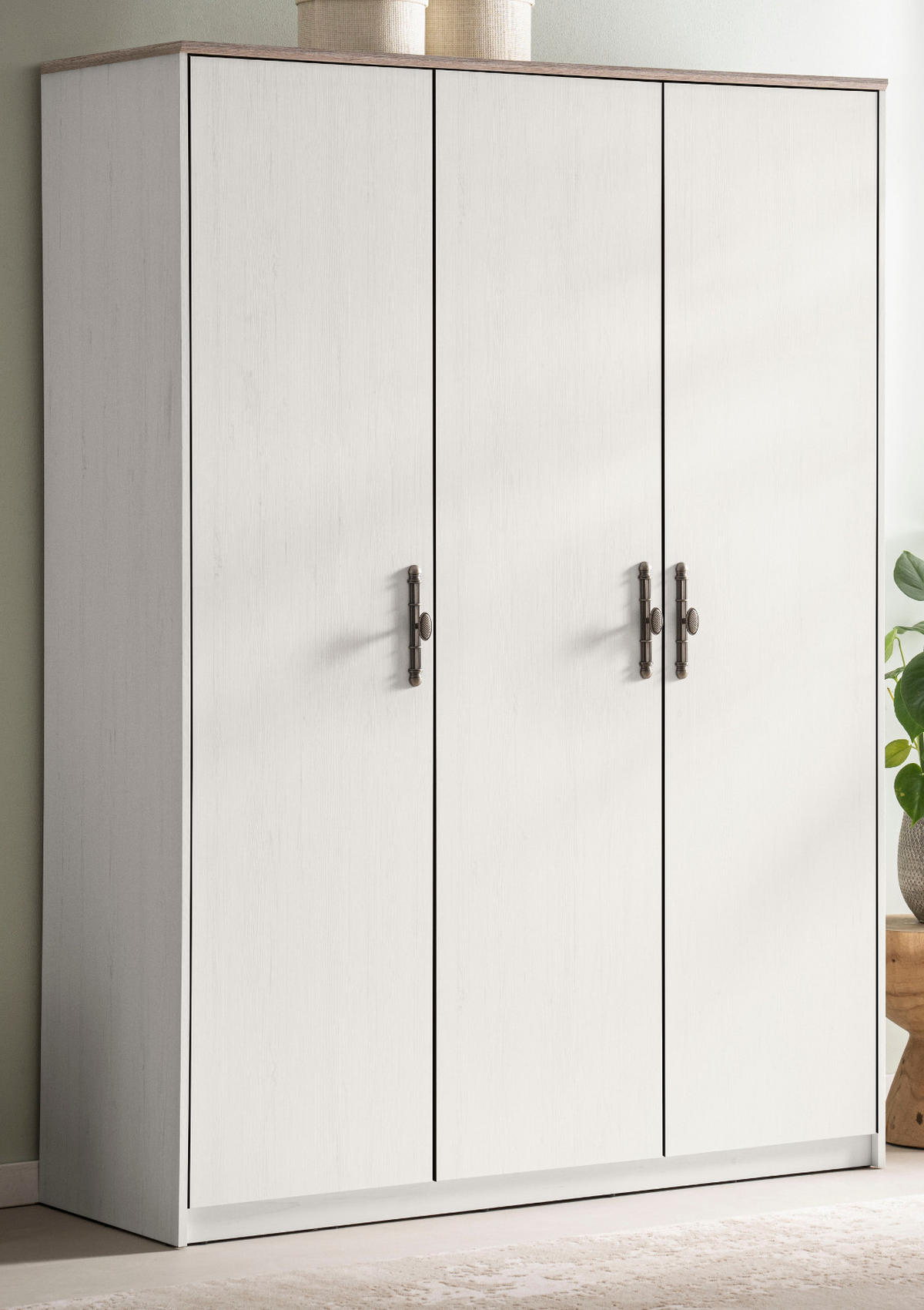 KLEIDERSCHRANK Pinie Landhaus, Drehtürenschrank 138 cm 3-türig mit Soft-Close - Silberfarben/Weiß, Holzwerkstoff/Metall (138/193/51cm) - Furn.Design