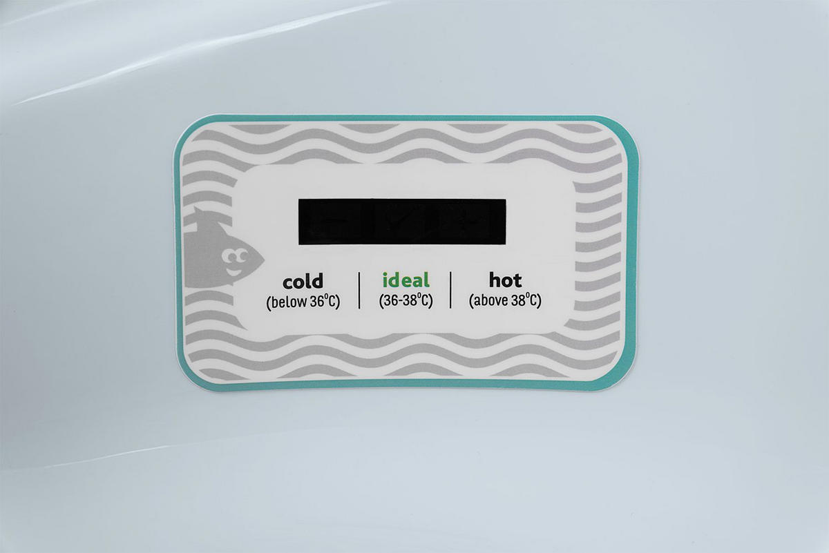 BABYBADEWANNE Hippo blau anatomisch geformt, 94 cm, integrierter Thermometer - Blau, Kunststoff (53/94cm) - Kikka boo