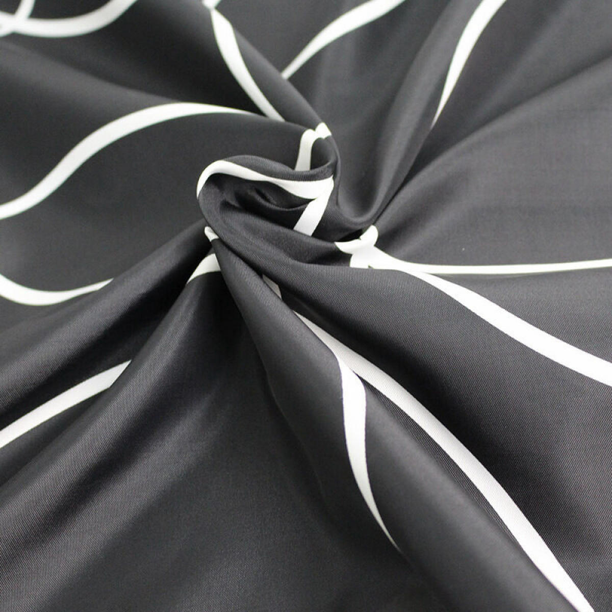 DUSCHVORHANG Schwarz Dusche waschbar Stoff maschinenwaschbar Polyester mit Ringen - Schwarz, Textil (180/180cm) - MCBOSON
