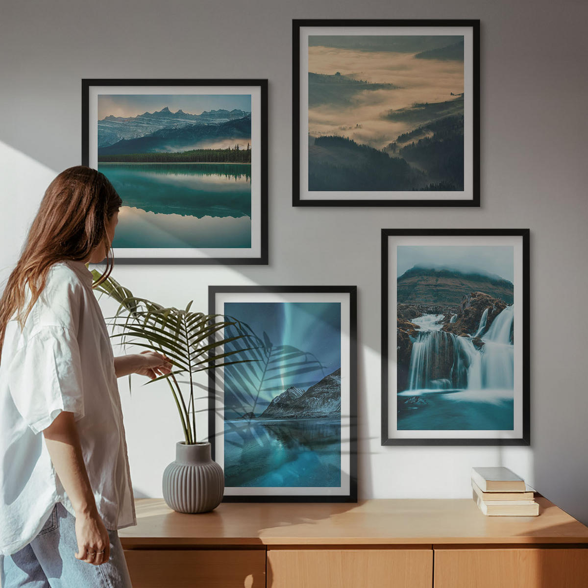 BILDER SET 4er Set - 50x50 cm & 40x60 cm Schwarzer Rahmen - Winterlandschaften, Wasserfälle, Nordlichter - Schwarz, Kunststoff (50/50cm) - TULUP