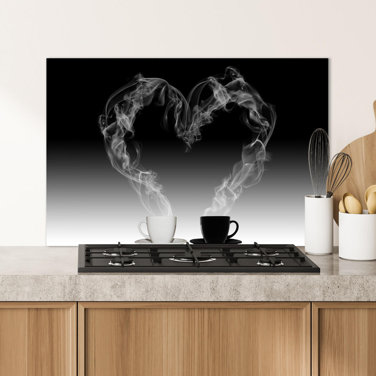 SPRITZSCHUTZ KÜCHE Kaffee - Herz - Schwarz und weiß - Tassen 90x60 cm - Weiß, Metall (90/0.3/60cm) - MuchoWow