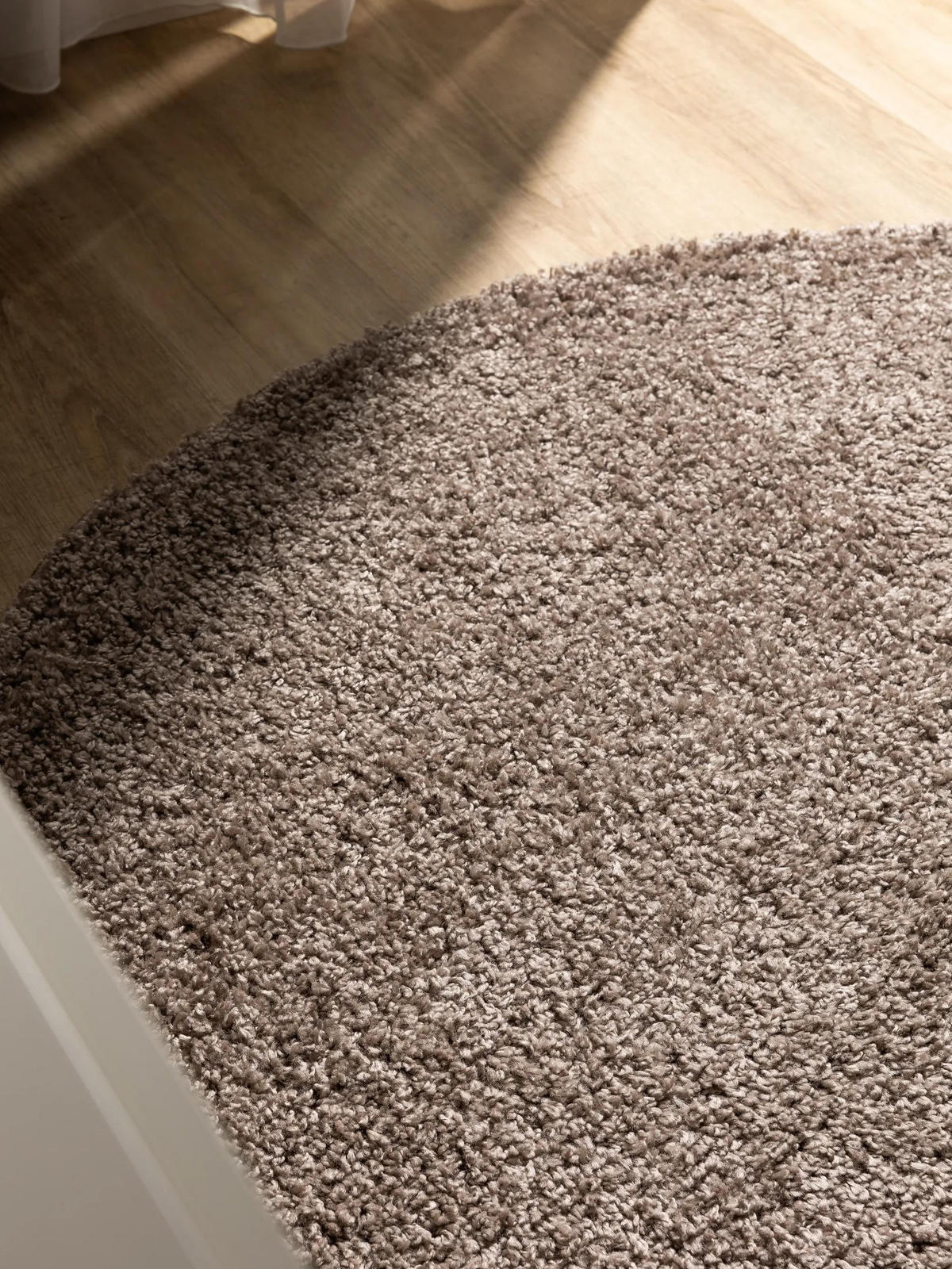 PRALNA kosmata preproga Soho Taupe ø 160 cm - sivorjava, umetna masa (160/160cm) - benuta