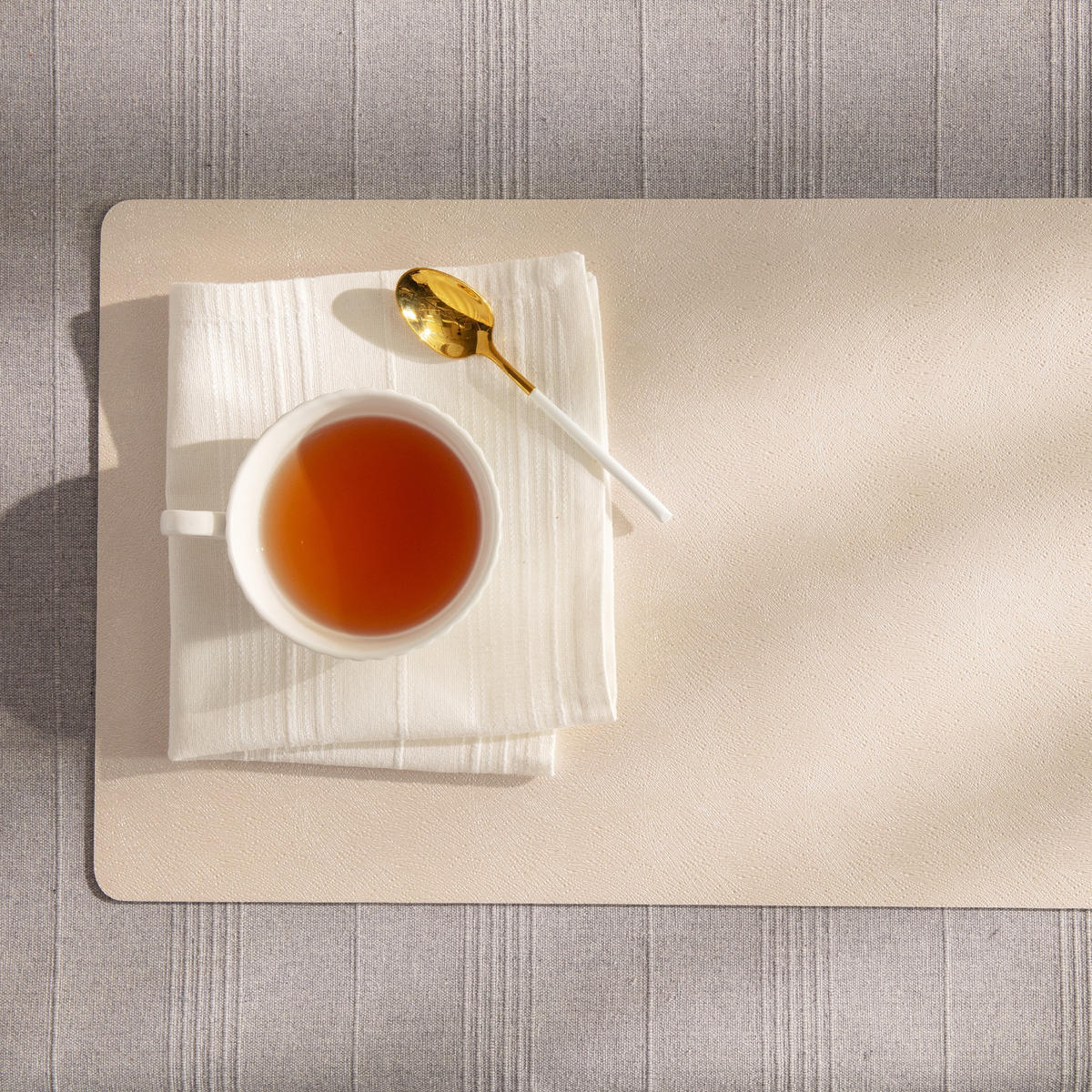 DEKORATIVES TISCHSET Bowena - Goldfarben, Kunststoff (30/45/1cm) - home&you