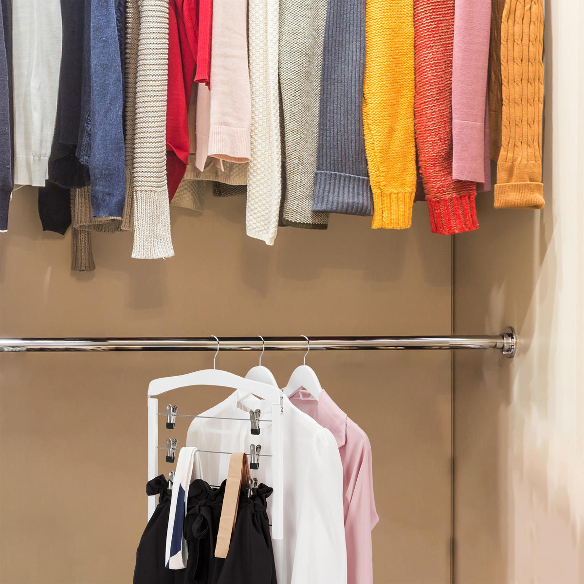 3XZÁVES na sukňu - biela, kov/drevo (38/43/2.5cm) - Relaxdays