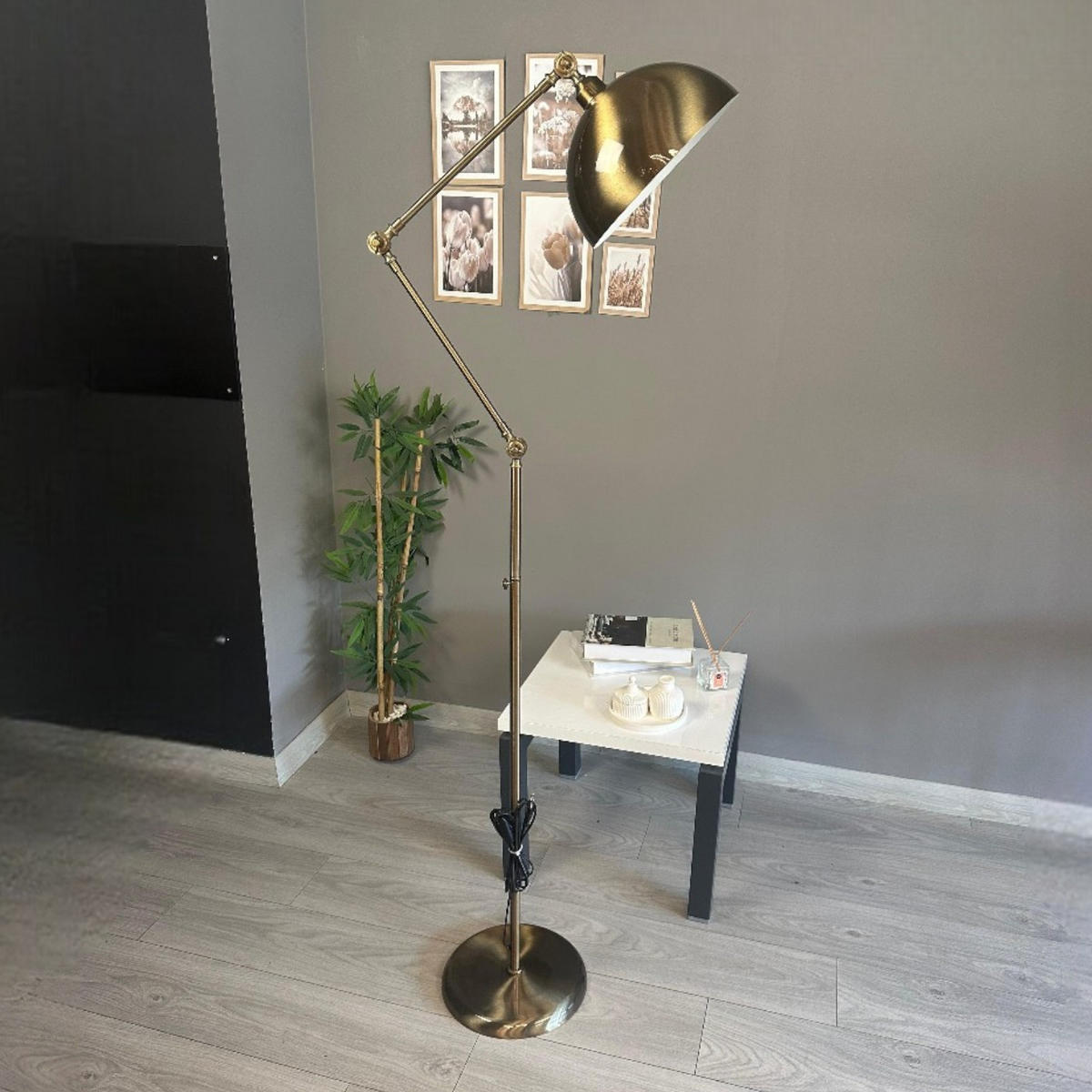 STEHLAMPE Raxon - Messingfarben, Metall (30/30/165cm) - Bamyum