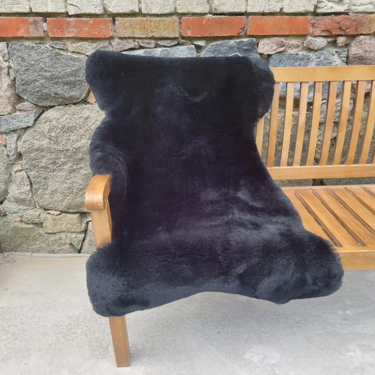 SCHAFFELL Premium Merino Lammfell Schwarz Dyed geschoren ca. 115 cm - Schwarz, Fell (65/115cm) - Provellus