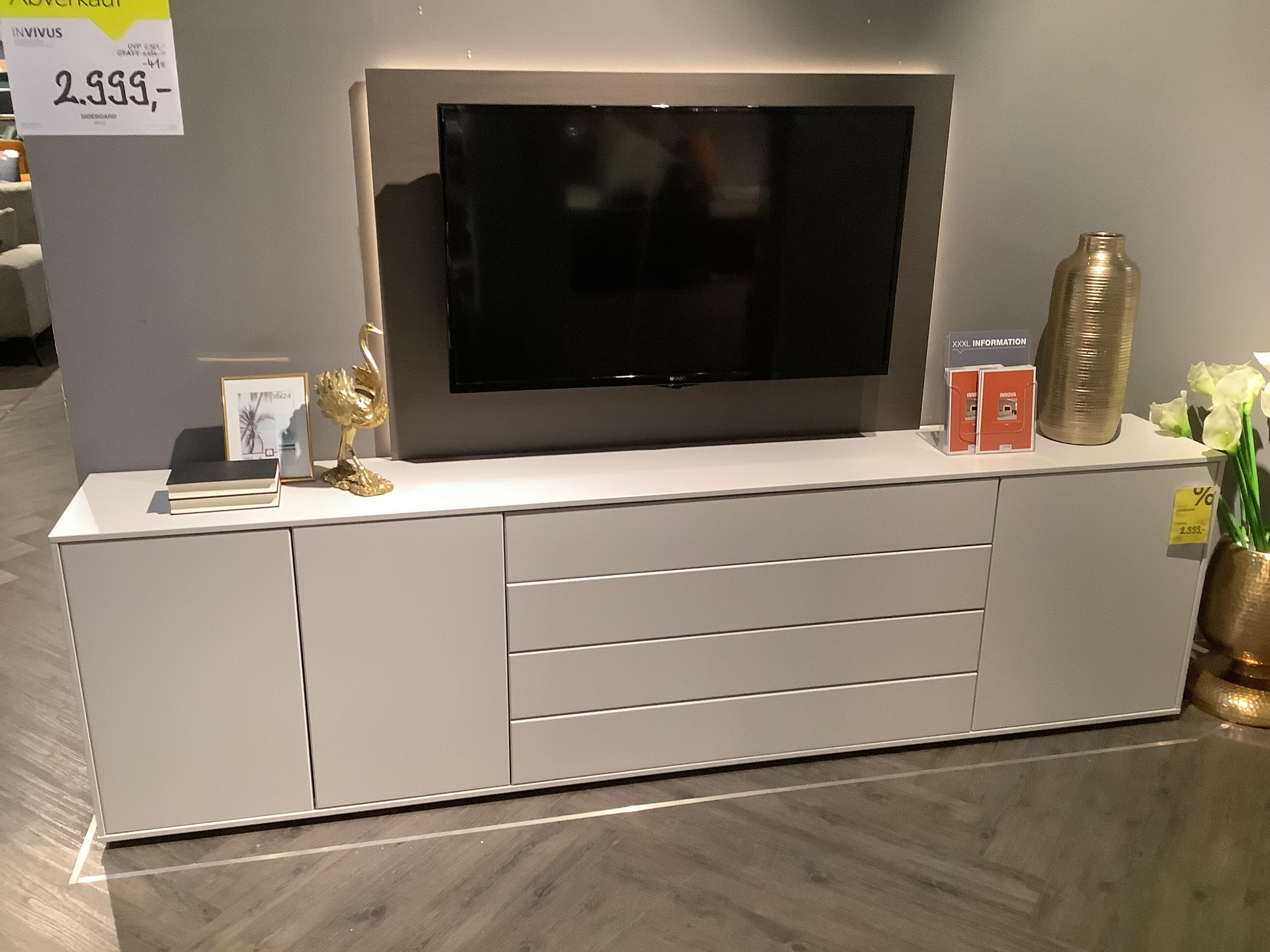 SIDEBOARD INNOVA - Invivus
