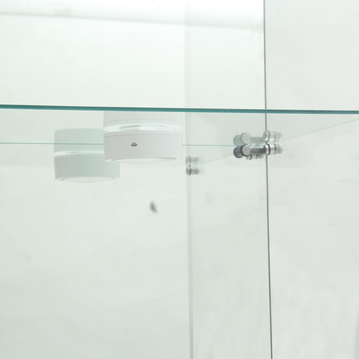 GLASVITRINE mit 4 Einlegeböden, Einzeltür, LED-Beleuchtung und Sicherheitsschloss, weiß - Weiß, Metall (36.5/164/42.5cm) - BRILVERDE