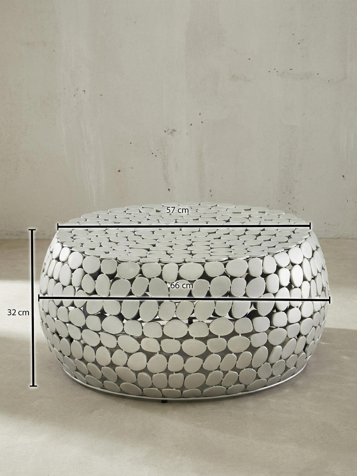 COUCHTISCH Aluminium Silber, Handgefertigtes Unikat, Stilvolles Design - Silberfarben, Metall (66/66/32cm) - KADIMA DESIGN