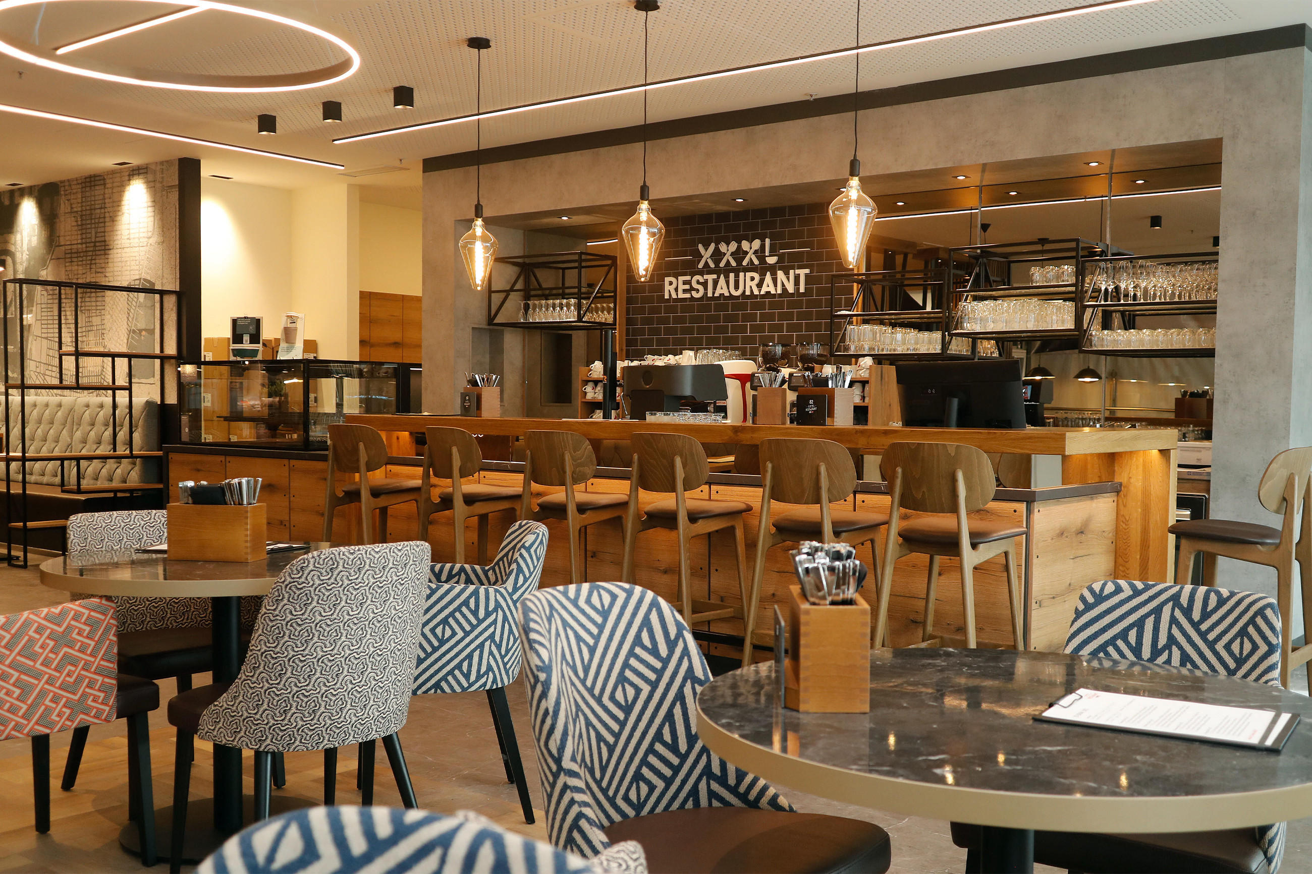 XXXL Restaurant