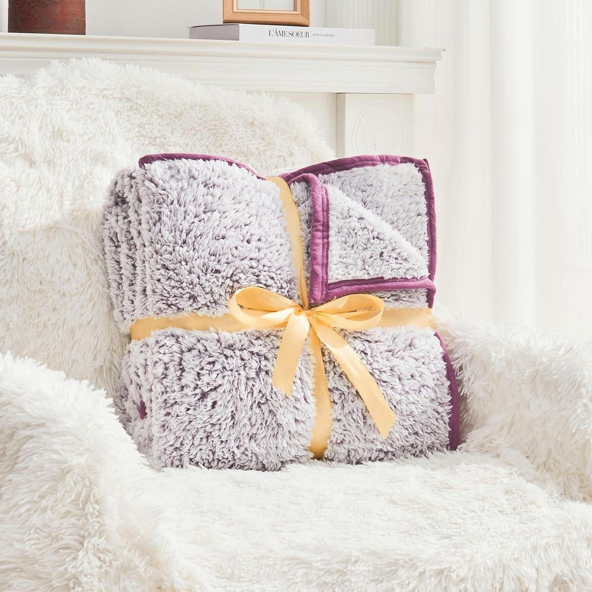 KUSCHELDECKE Sherpa 152 x 203 cm Lila - Flieder, Textil (150/200cm)