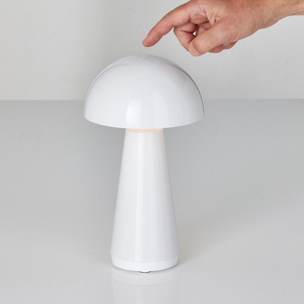 LED-AKKU-TISCHLEUCHTE - dimmbar mit Touch-Sensor für Innen und Außen - Weiß, Kunststoff (16/16/28.5cm) - Northpoint