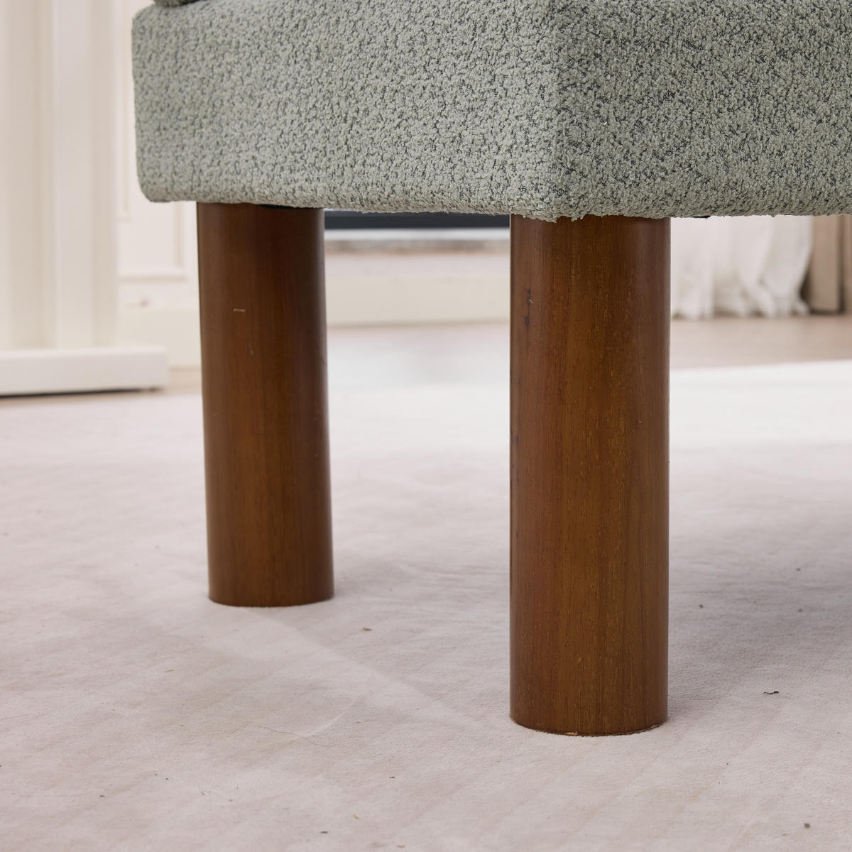 SITZBANK minimalistisch mit Bouclé-Bezug und Holzrahmen, DE-42315, Salbeigrün - Hellgrün, Holz (59/72/116cm) - ComfortXL