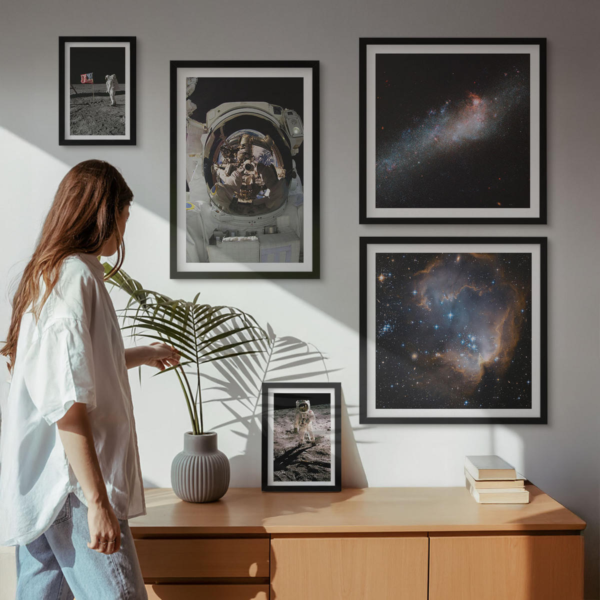 BILDER SET 5er Set - 50x50 cm & 20x30 cm & 40x60 cm Schwarzer Rahmen - Astronauten landen auf dem Mond - Schwarz, Kunststoff (40/60cm) - TULUP