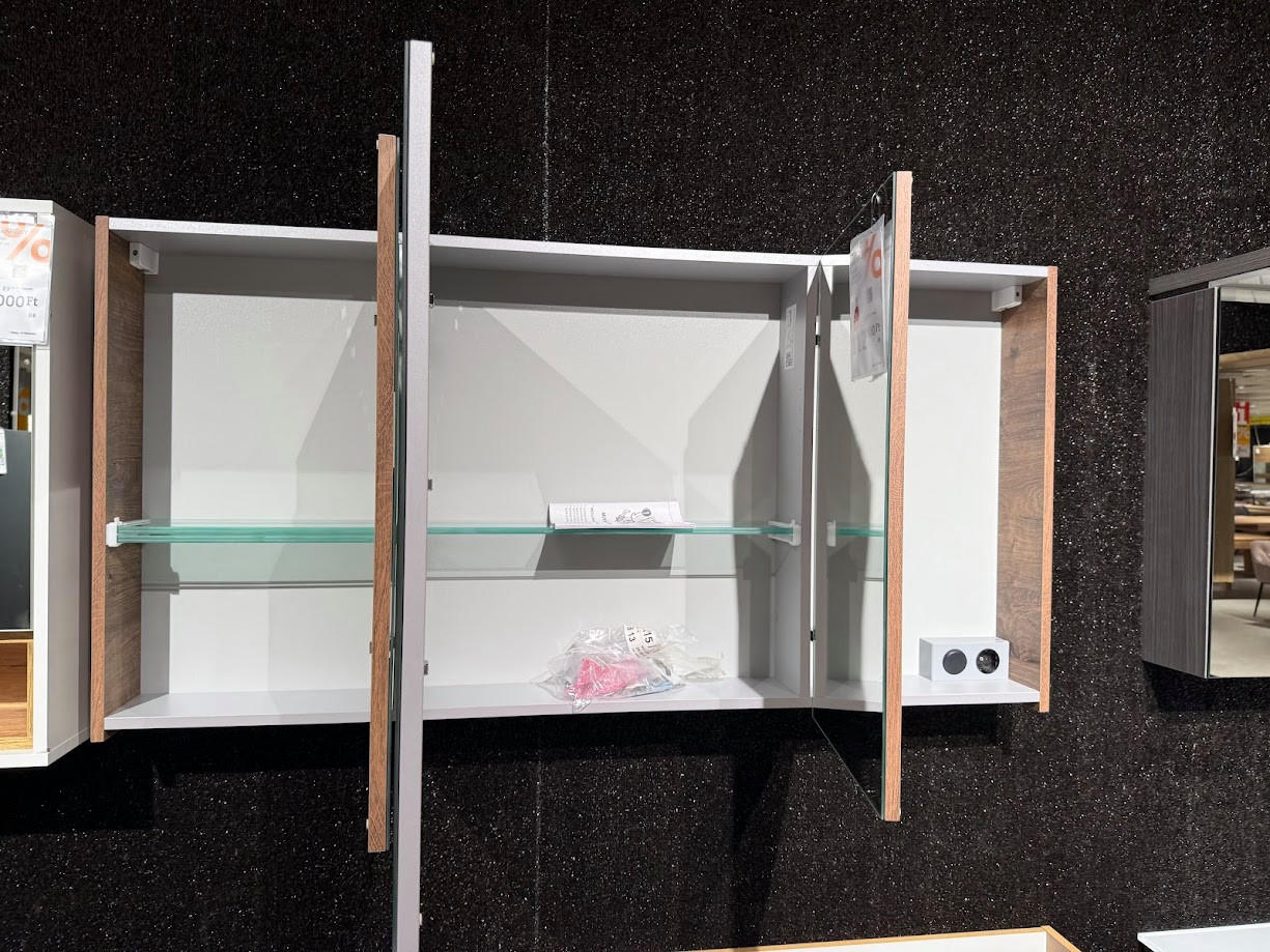 TÜKRÖS SZEKRÉNY FOKUS 4010-BUDAÖRS OUTLET - Sadena