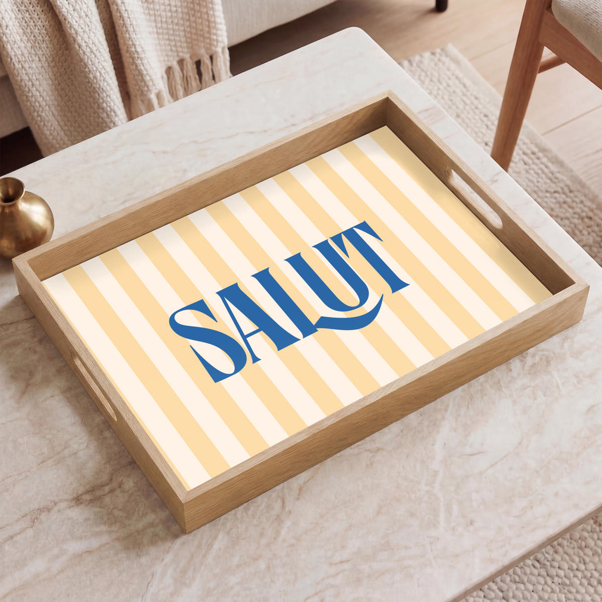 SERVÍROVACÍ PODNOS Salut - Citát - Pruhy - Žlutá - Modrá - Bílá 50x35 cm - béžová, dřevo (50/5/35cm)