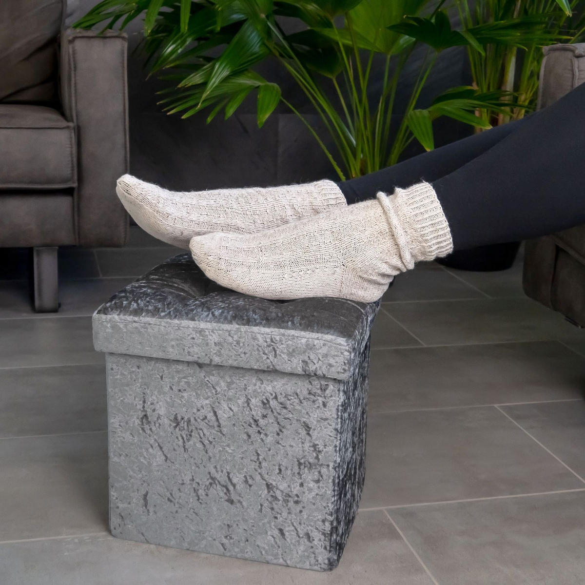 SITZHOCKER Faltbar mit Samtbezug 38/38/38 cm(Grau) - Grau, Karton (38/38/38cm) - Intirilife