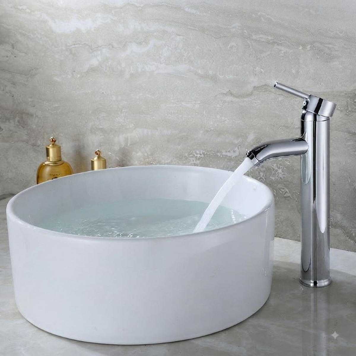 BADEZIMMERARMATUR, inklusive eines 60 cm langen flexiblen Schlauchs (29,5 x 10,5 cm), silberfarben. - Silberfarben, Metall (35/10/20cm) - Vallsero