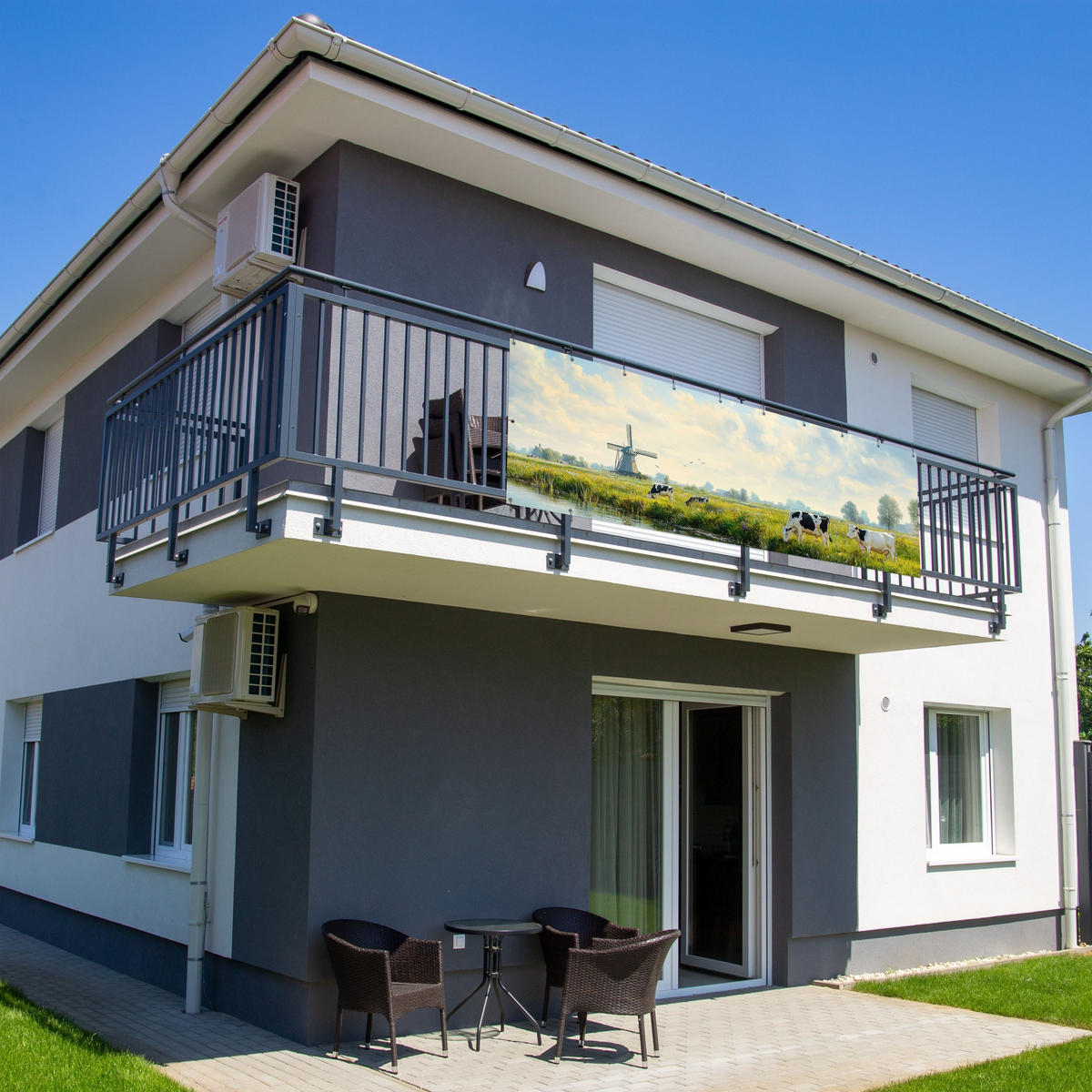 BALKON-SICHTSCHUTZ Kühe - Windmühle - Wiese - Blau - Grün, Kunststoff (300/100cm) - MuchoWow
