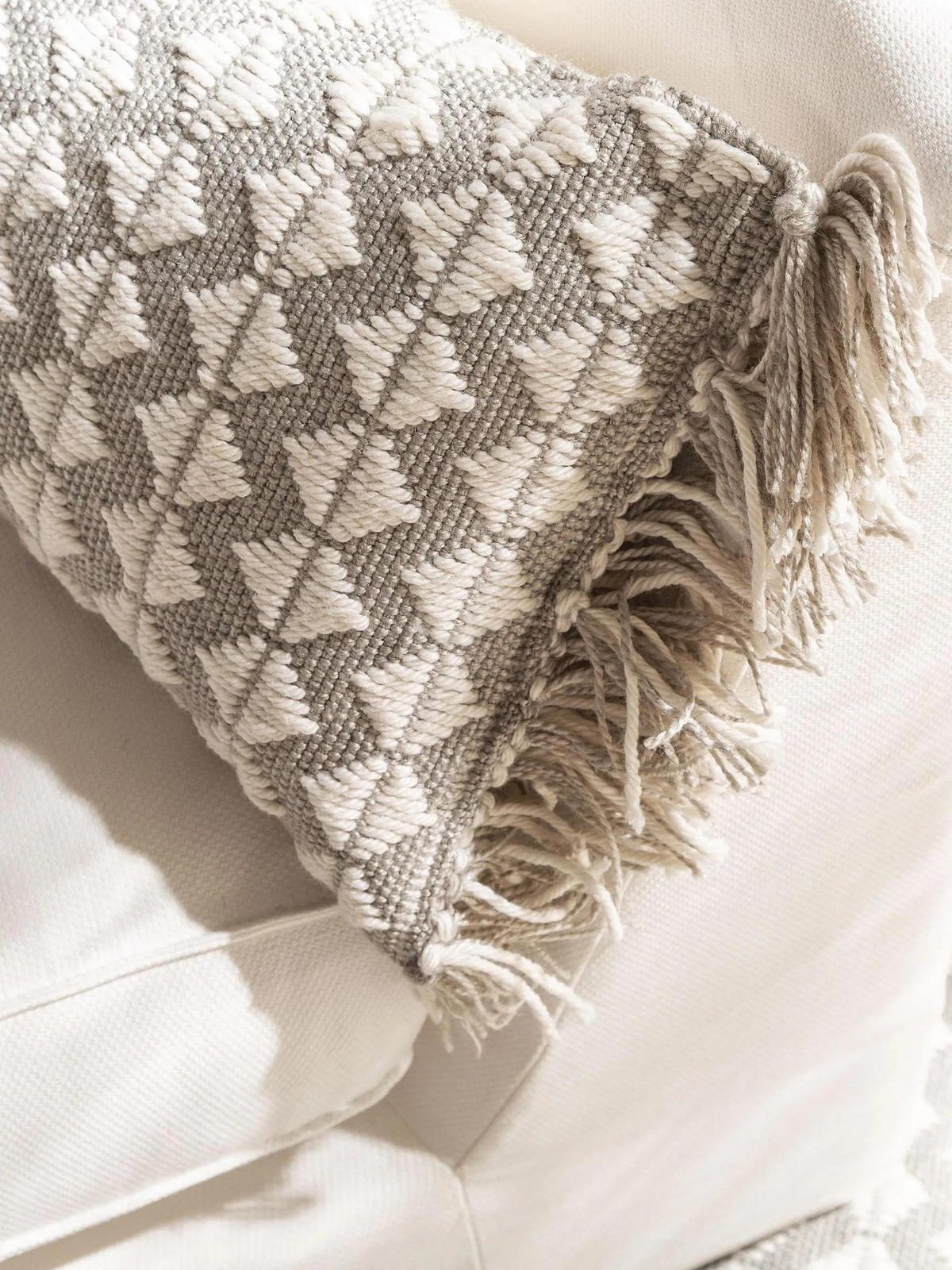 OUTDOORKISSEN Morty Grau 30x50 cm - Grau, Textil (30/50cm) - benuta Pure