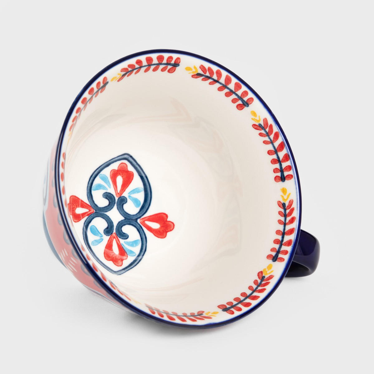 BECHER Shilla mit dunkelblau Henkel 0,4 l - Dunkelblau, Keramik (0.4L) - Homla