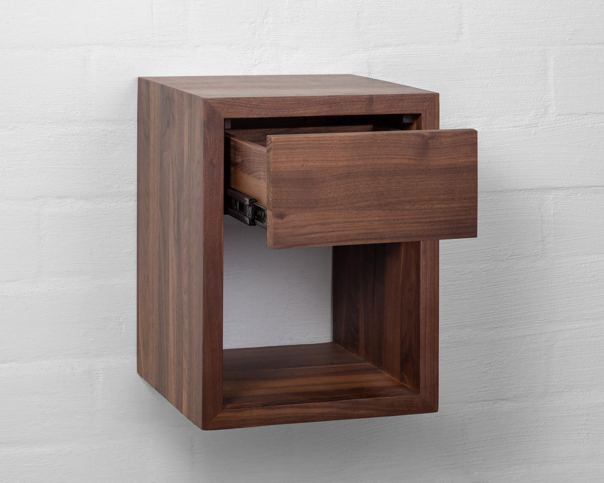 NACHTTISCH Hugo 30 aus Walnussholz - Walnussfarben, Holz (30/39/30cm) - WOODEK