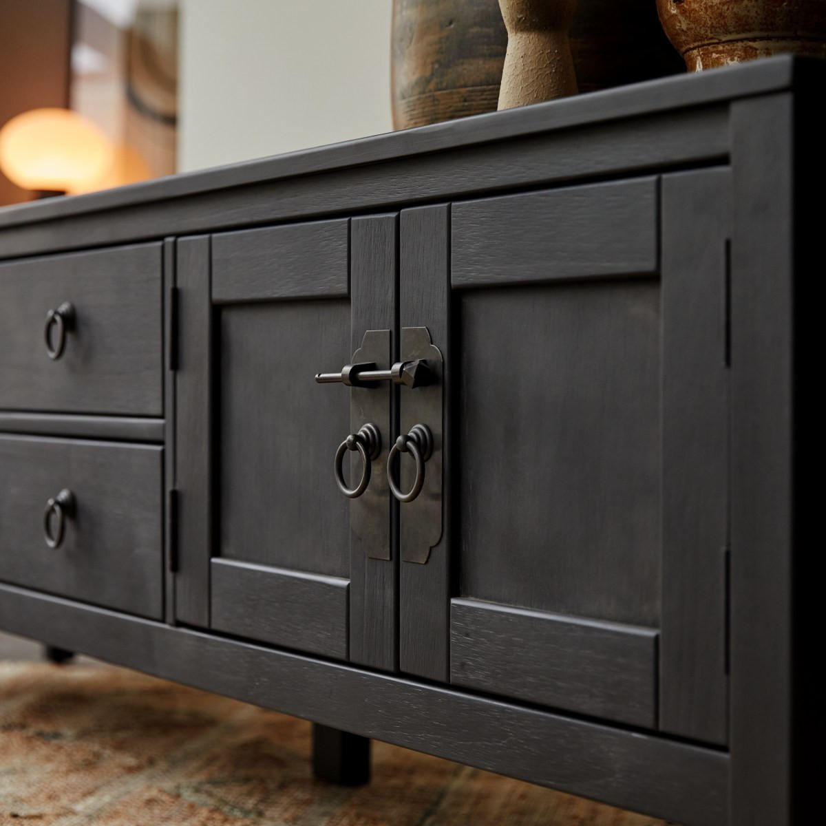 TV-SCHRANK Thaki Black Schwarz aus Pinie - Schwarz, Holz (170/55/40cm) - Tikamoon