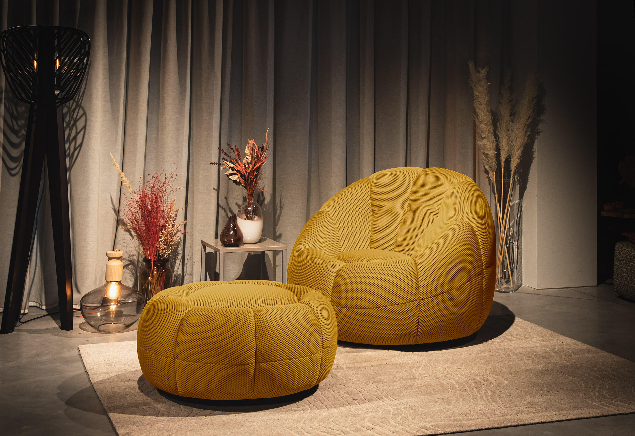 SESSEL UND POUF FIGO UND FAGO, gelb - Gelb, Holzwerkstoff/Textil (104/83/104cm) - Courtois Laville