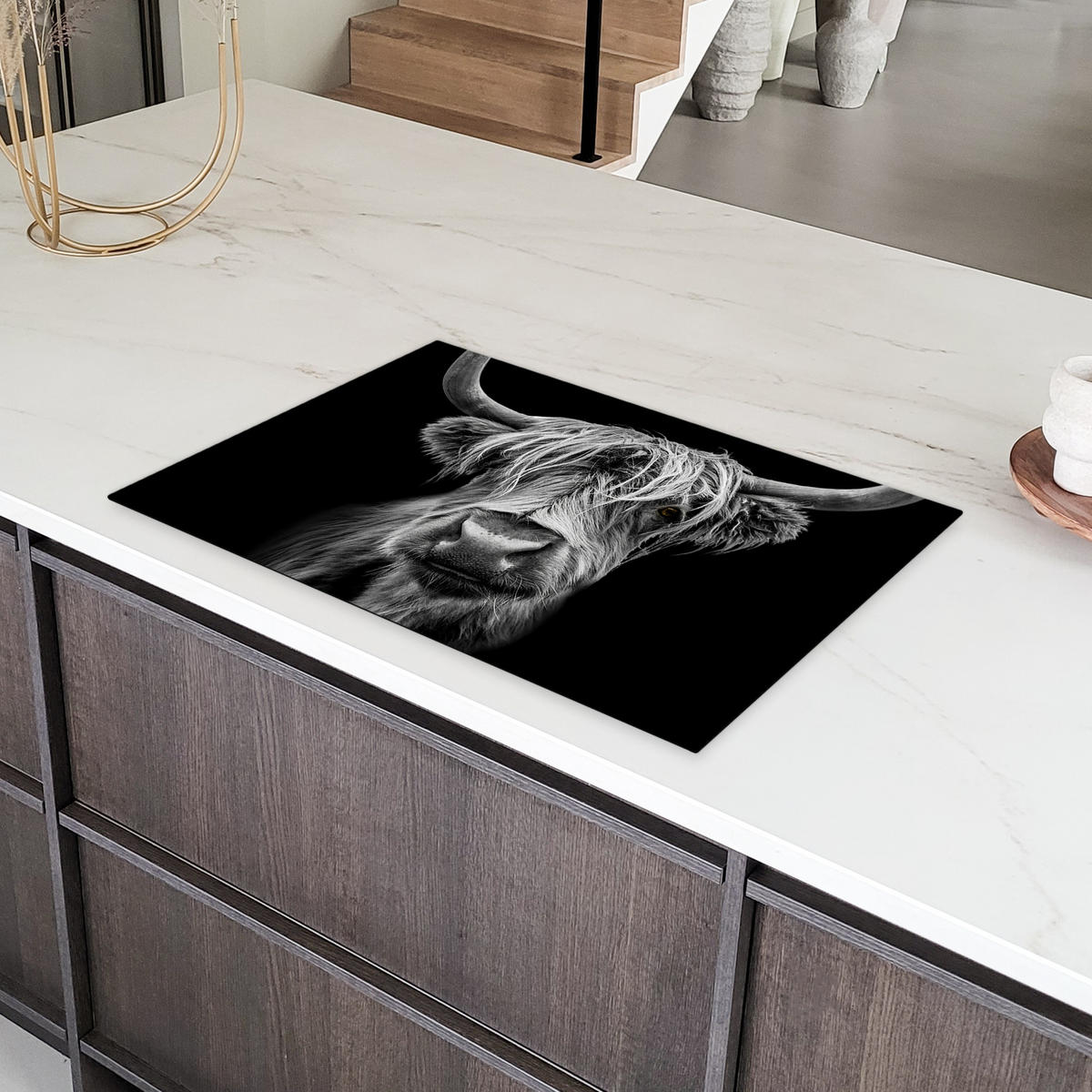HERDABDECKPLATTE Schottischer Highlander - Hörner - Schwarz - Weiß - Kuh - Wild - Tiere Induktionsschutz 81.6x52.7 cm - Schwarz, Kunststoff (81.6/52.7/0.2cm) - MuchoWow