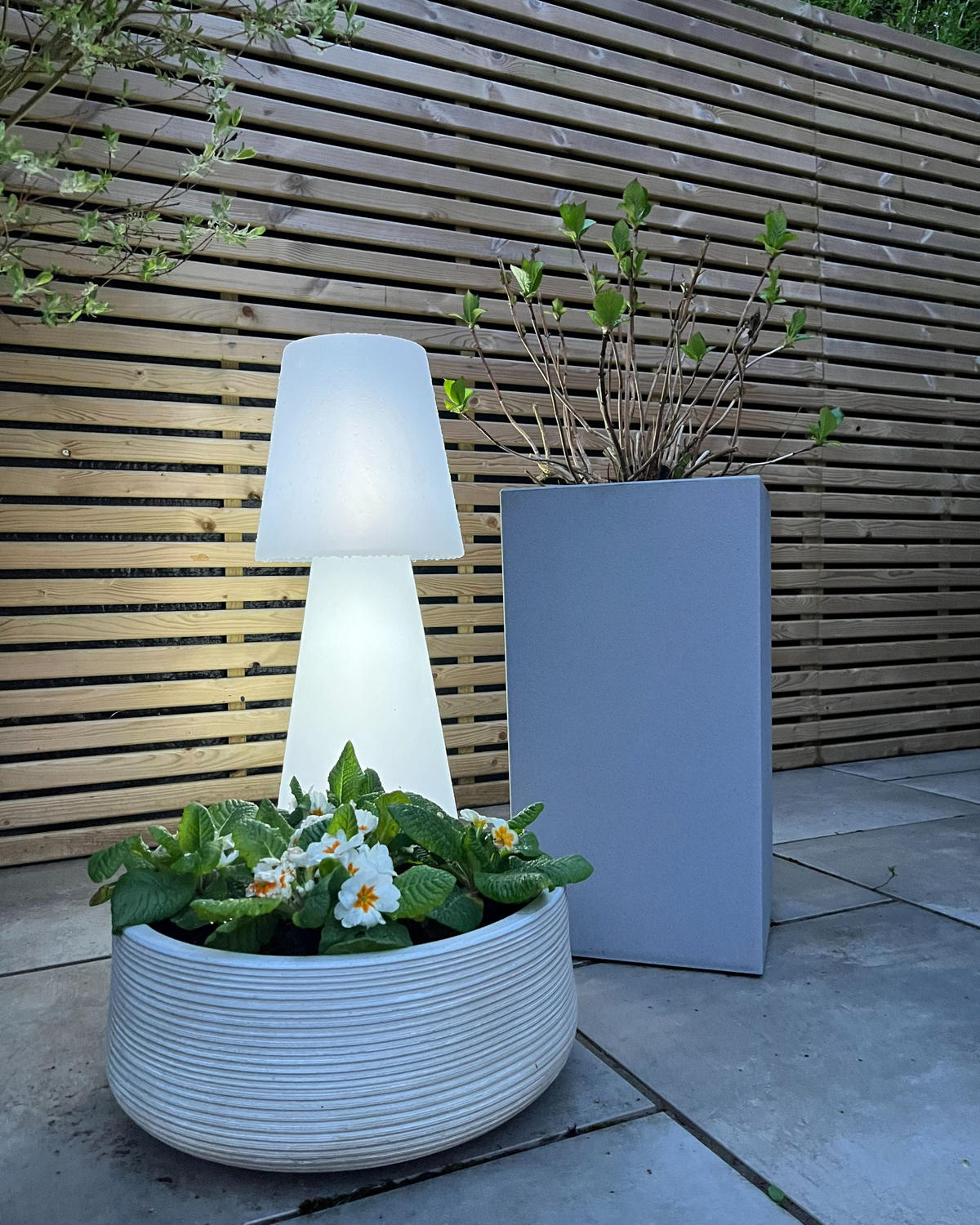 LED LAMPA Bílá Sabanas - bílá, plast (30/30/80cm) - Beliani