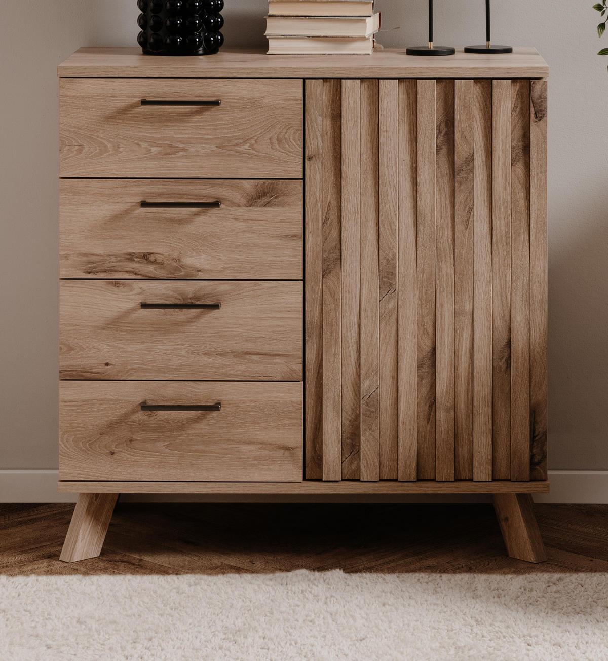 KOMMODE Eiche 84 cm, Anrichte mit 3D-Relief und Push-to-Open - Eichefarben/Messingfarben, Holzwerkstoff/Metall (84/85/40cm) - Furn.Design
