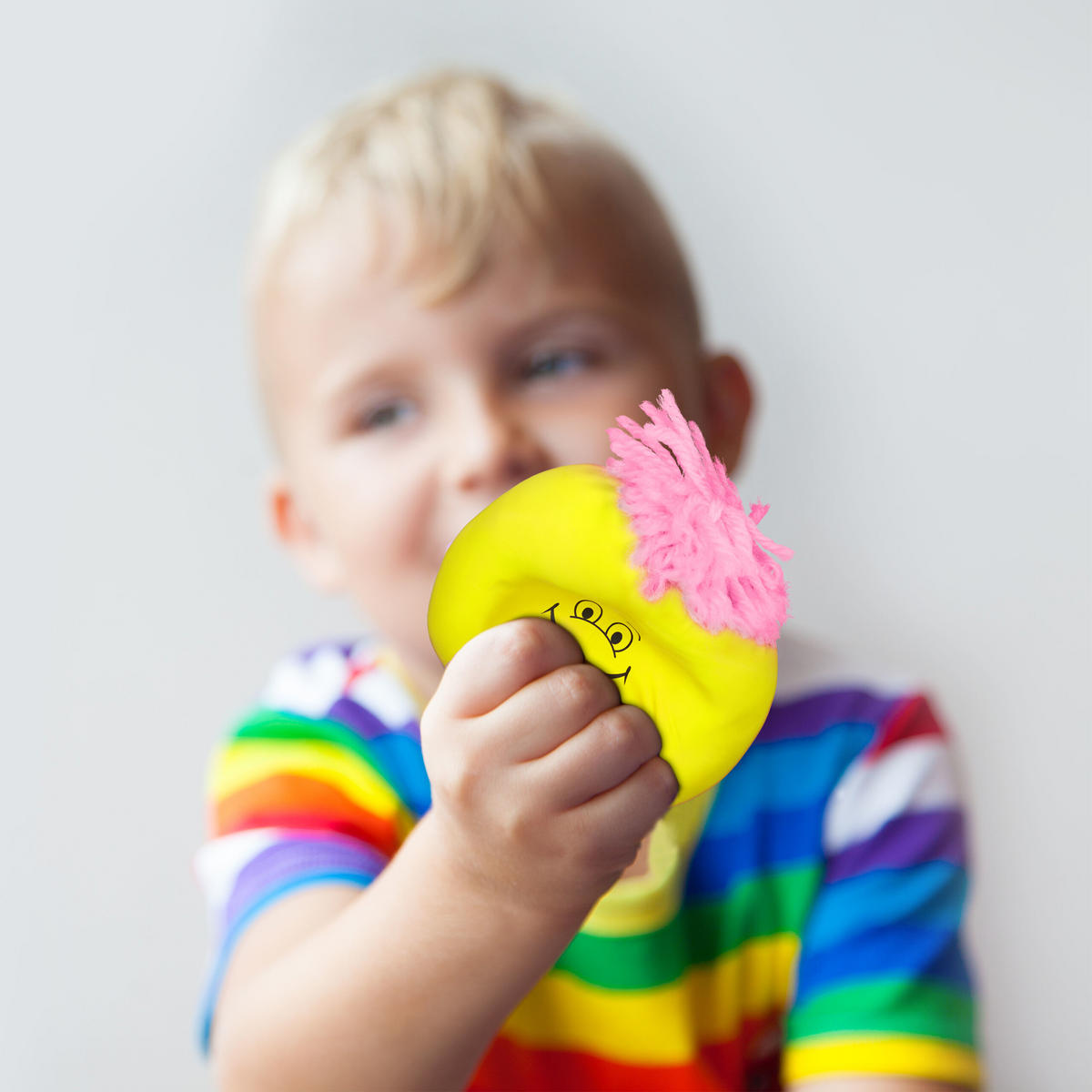 KNAUTSCHBALL - Multicolor, Naturmaterialien/Textil (6/6/6cm) - Relaxdays