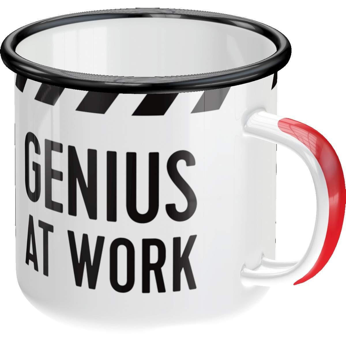 EMAILLE-BECHER 360 ml Achtung Genius At Work - Rot/Schwarz, Metall (0.36L) - Nostalgic-Art