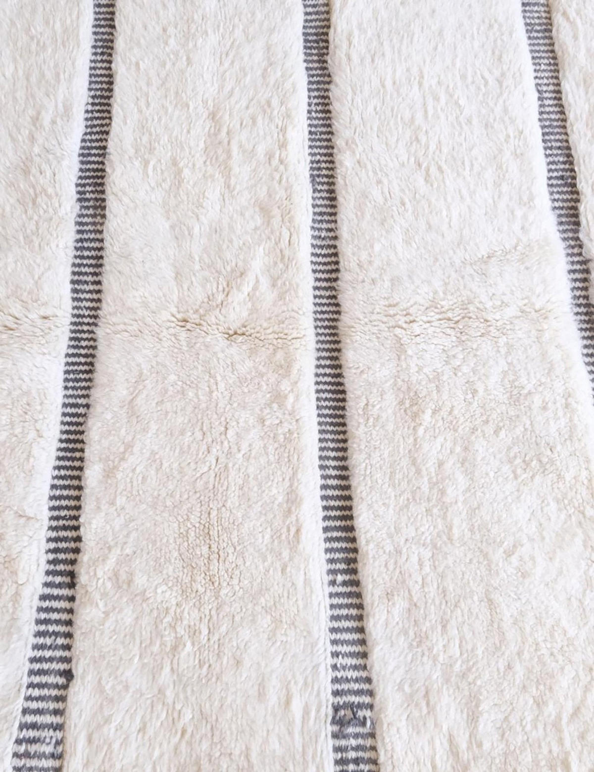 BERBERTEPPICH aus Marokko aus reiner Wolle 250x 350 cm - Weiß, Naturmaterialien (250/350cm) - AFK Living