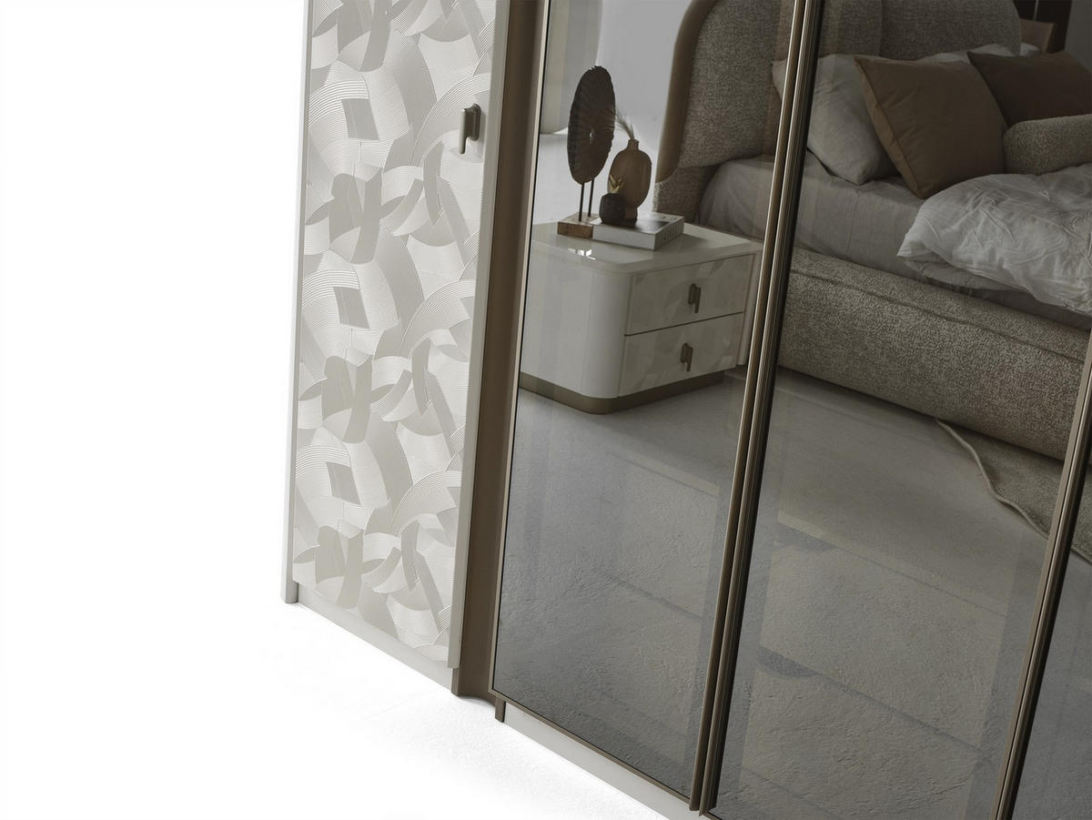 KLEIDERSCHRANK Voyage 6 trg. - Grau, Holzwerkstoff (255/218/60cm)