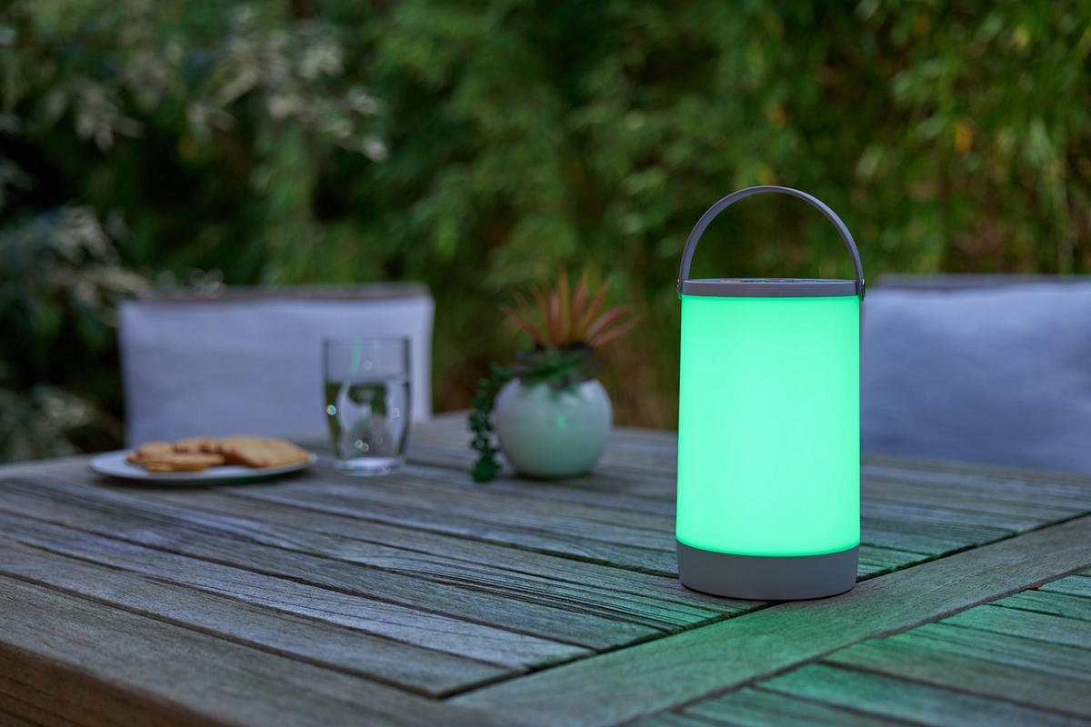 LED-RGB-LATERNE - vielseitig für Innen und Außen mit Regenbogeneffekt und Soundsteuerung, grau - Grau, Kunststoff (10.5/10.5/17.5cm) - Northpoint