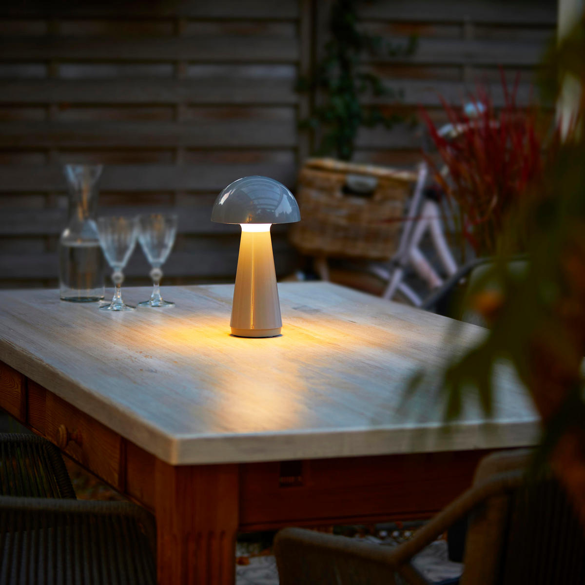 LED-AKKU-TISCHLEUCHTE - dimmbar mit Touch-Sensor und USB-C Ladefunktion für Innen und Außen, grau - Grau, Kunststoff (16/16/28.5cm) - Northpoint